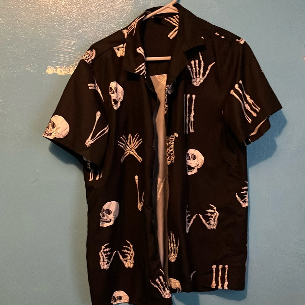 Skeleton Button Up